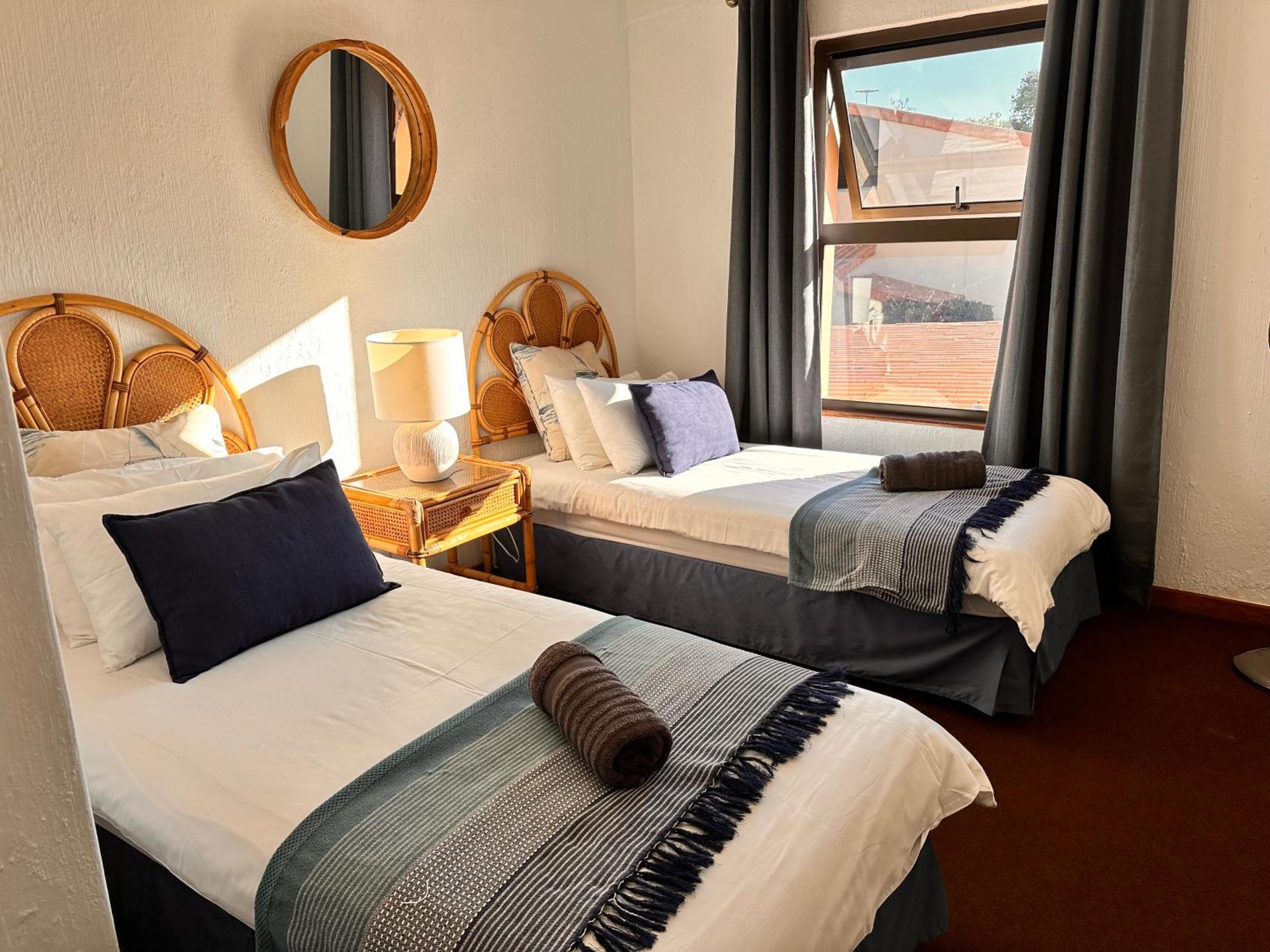 Appartamento Beau Rivage Unit 9 Plettenberg Bay Esterno foto