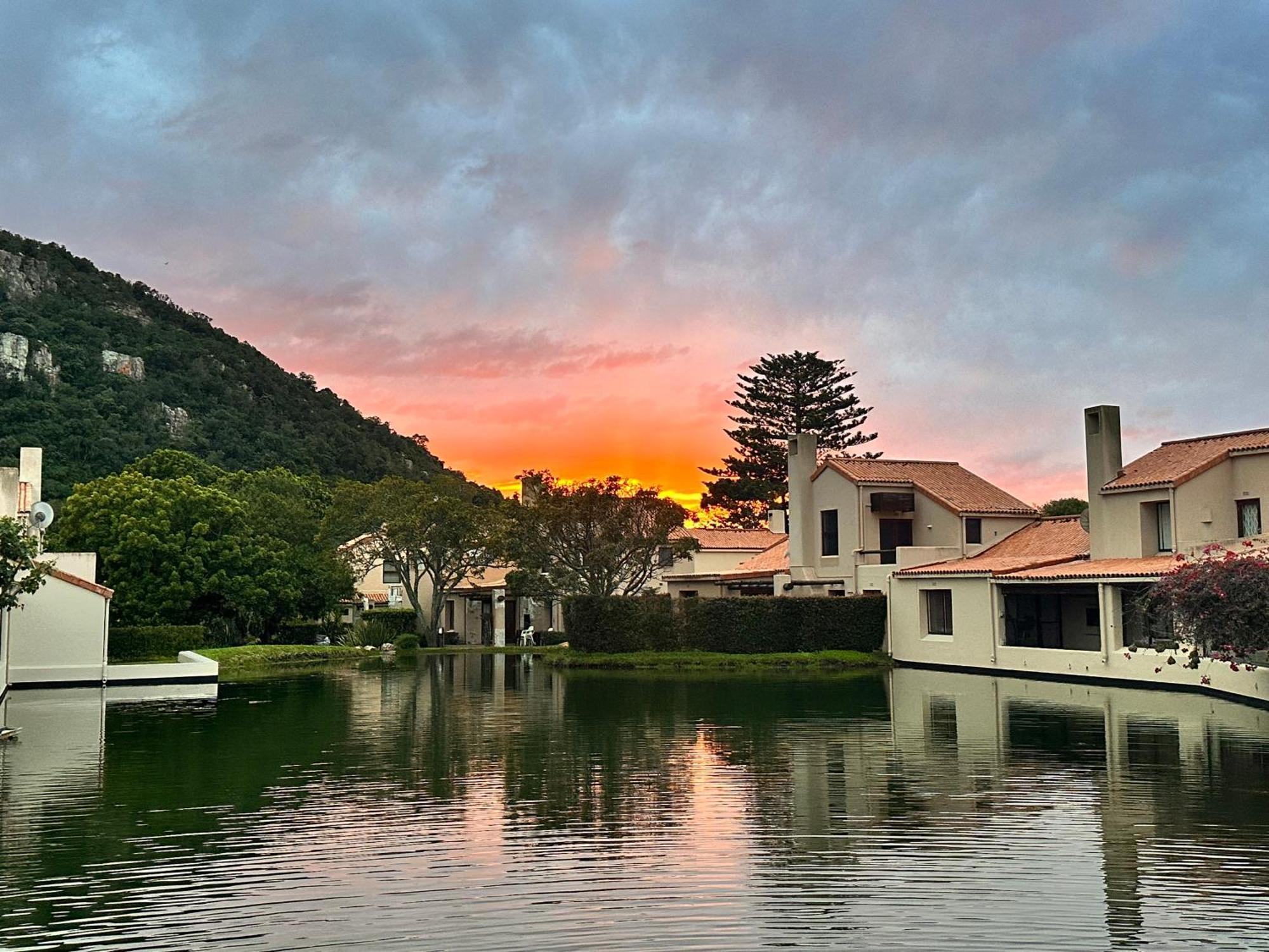 Appartamento Beau Rivage Unit 9 Plettenberg Bay Esterno foto